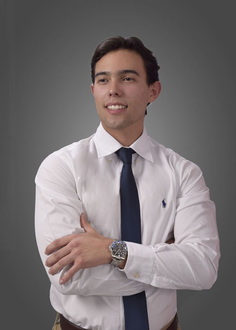 Portrait of Eduardo Canelas